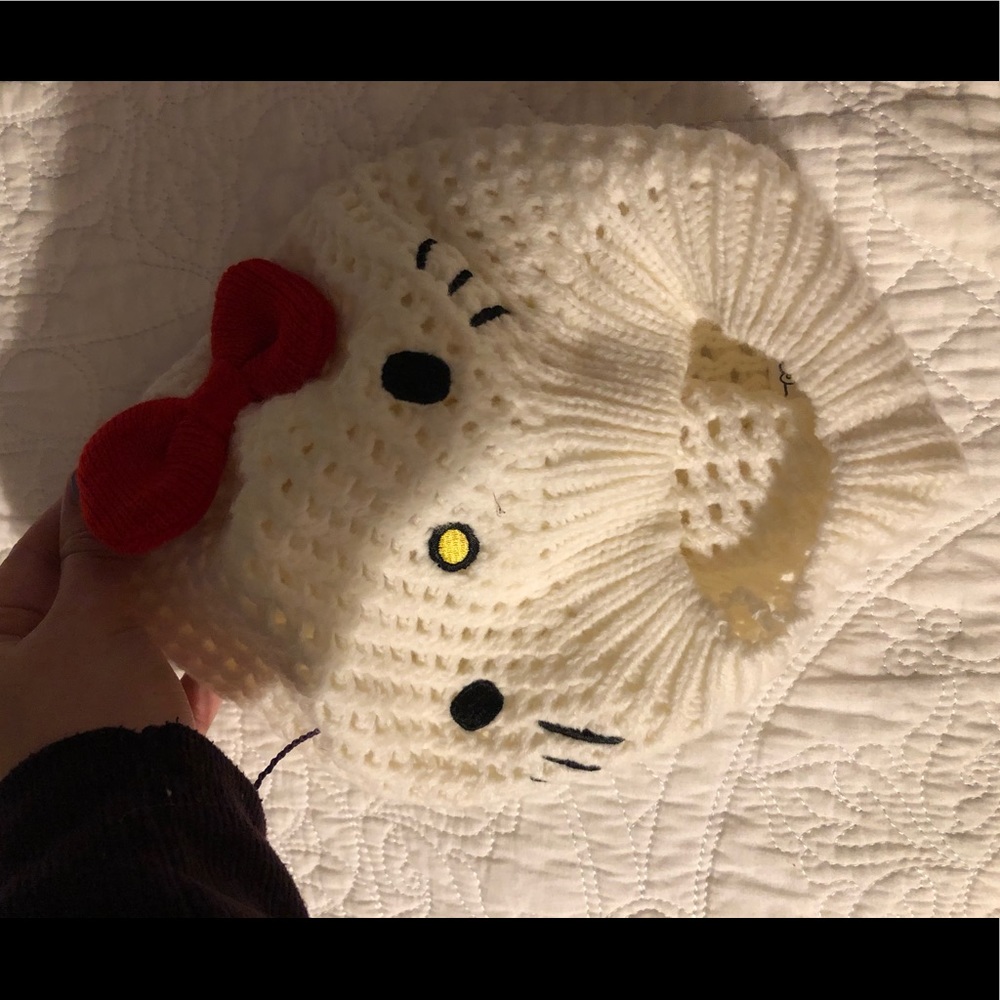 Hello kitty beanie